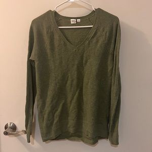 Green Gap sweater
